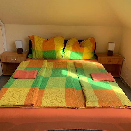 Balaton Kinizsi Apartman Шіофок Екстер'єр фото