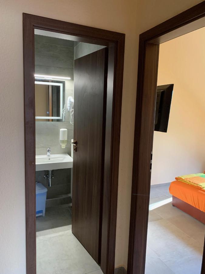 Balaton Kinizsi Apartman Шіофок Екстер'єр фото