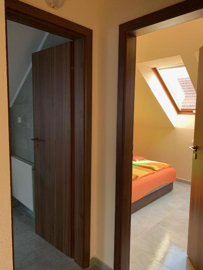 Balaton Kinizsi Apartman Шіофок Екстер'єр фото