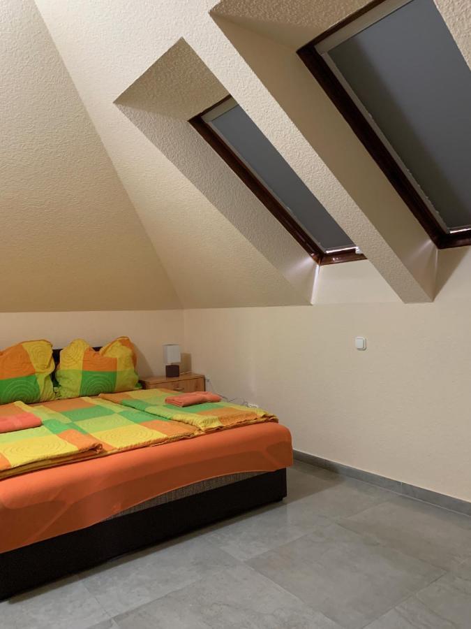 Balaton Kinizsi Apartman Шіофок Екстер'єр фото