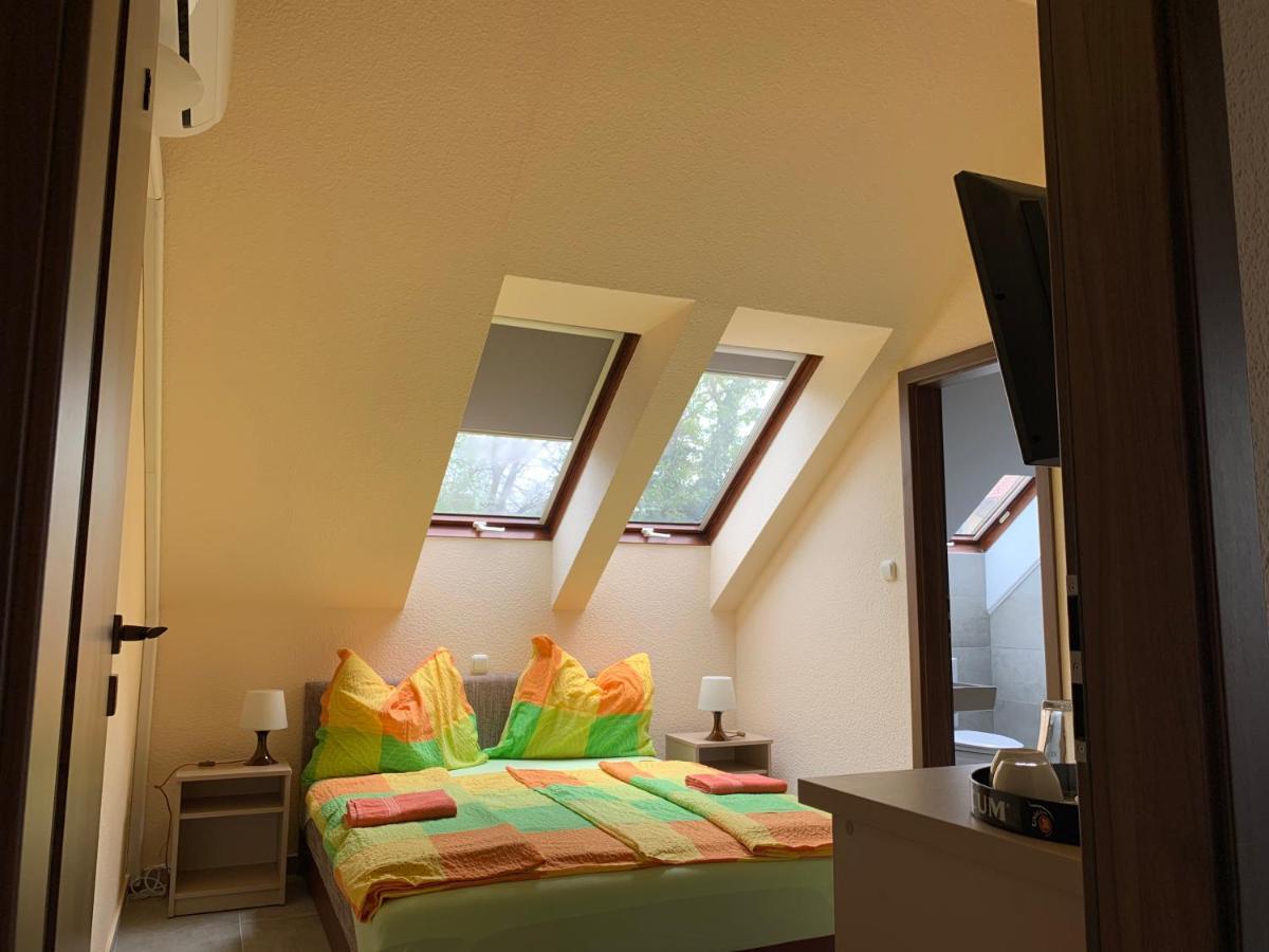 Balaton Kinizsi Apartman Шіофок Екстер'єр фото