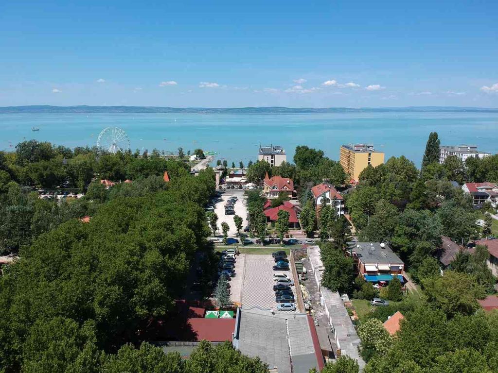 Balaton Kinizsi Apartman Шіофок Екстер'єр фото