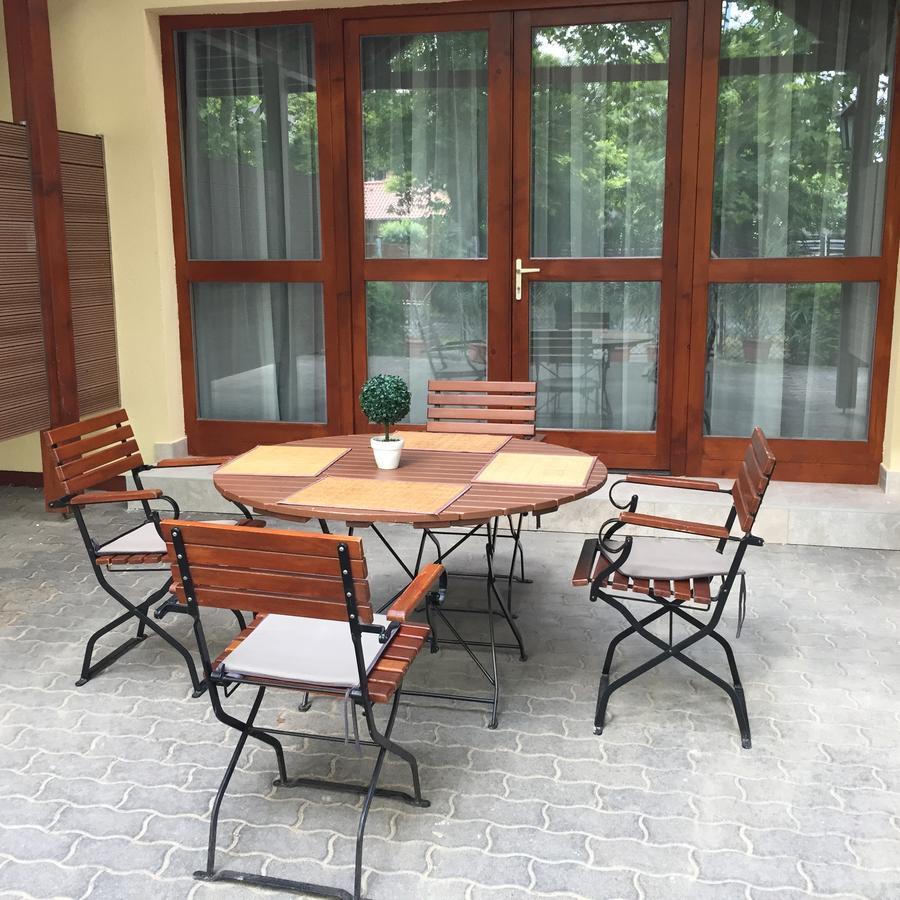 Balaton Kinizsi Apartman Шіофок Екстер'єр фото